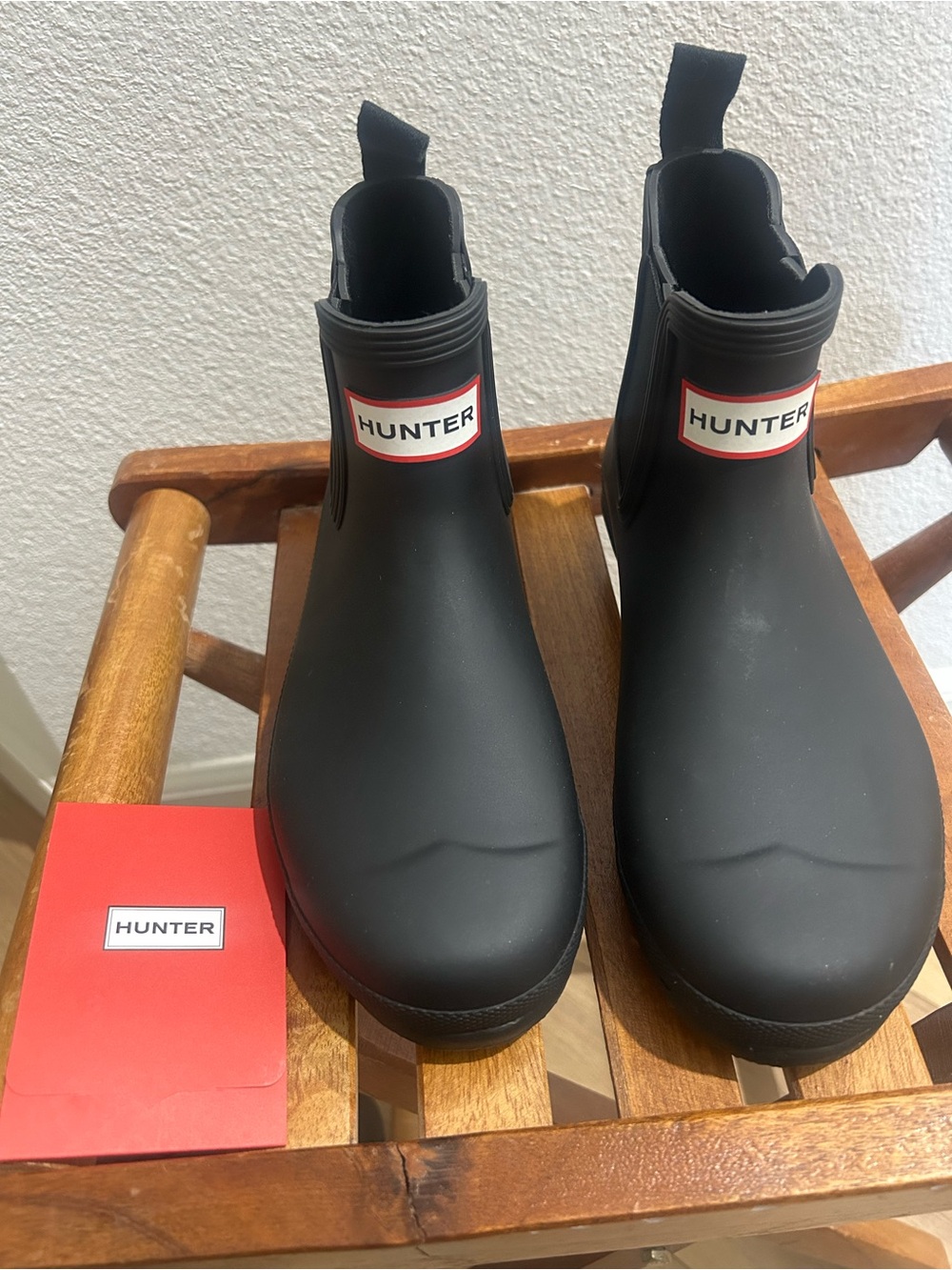Hunter Black Chelsea Waterproof Boots - Picture 6 of 7